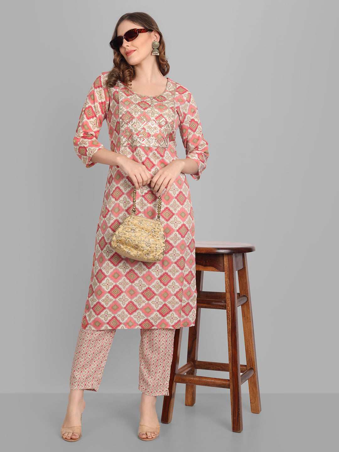 Women's Rayon Straight Printed Embroidered Kurta And Pant Set - Singni