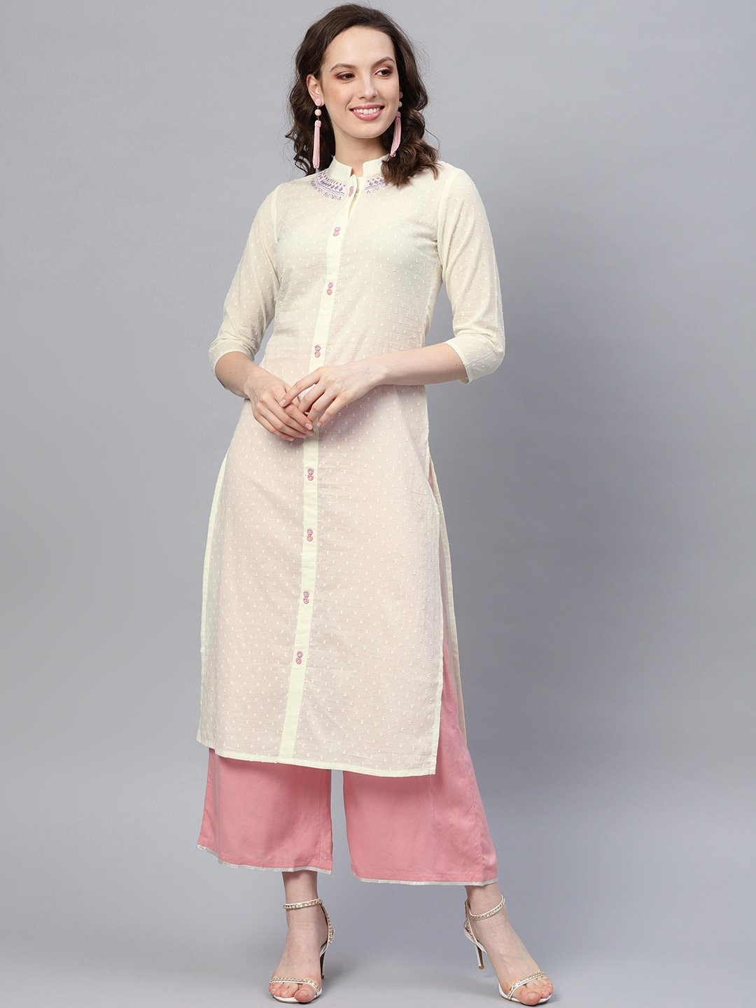 Women's Off-White Straight Kurta - Yufta