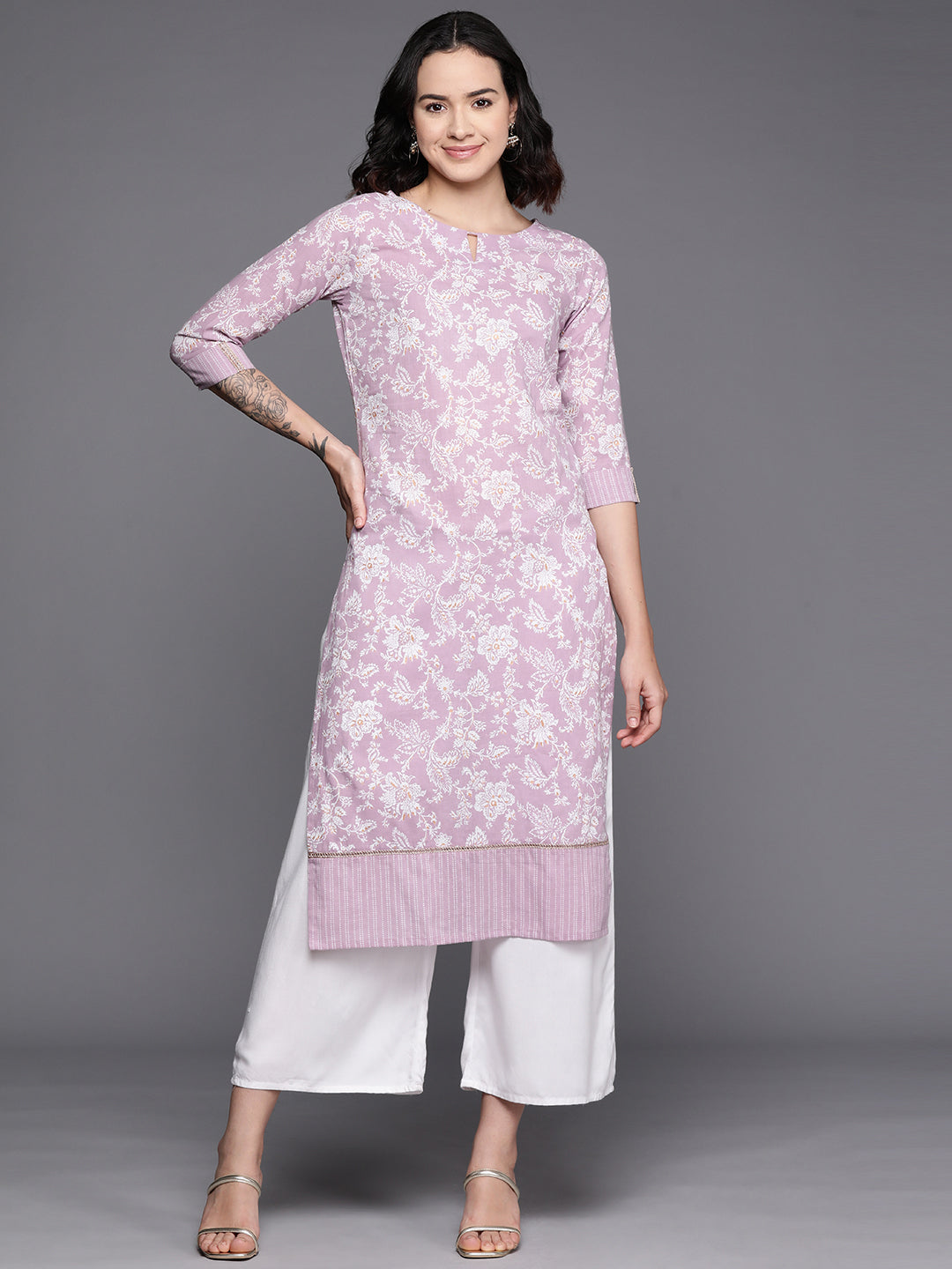 Women's Floral Printed Pure Cotton Kurta - Ahalyaa