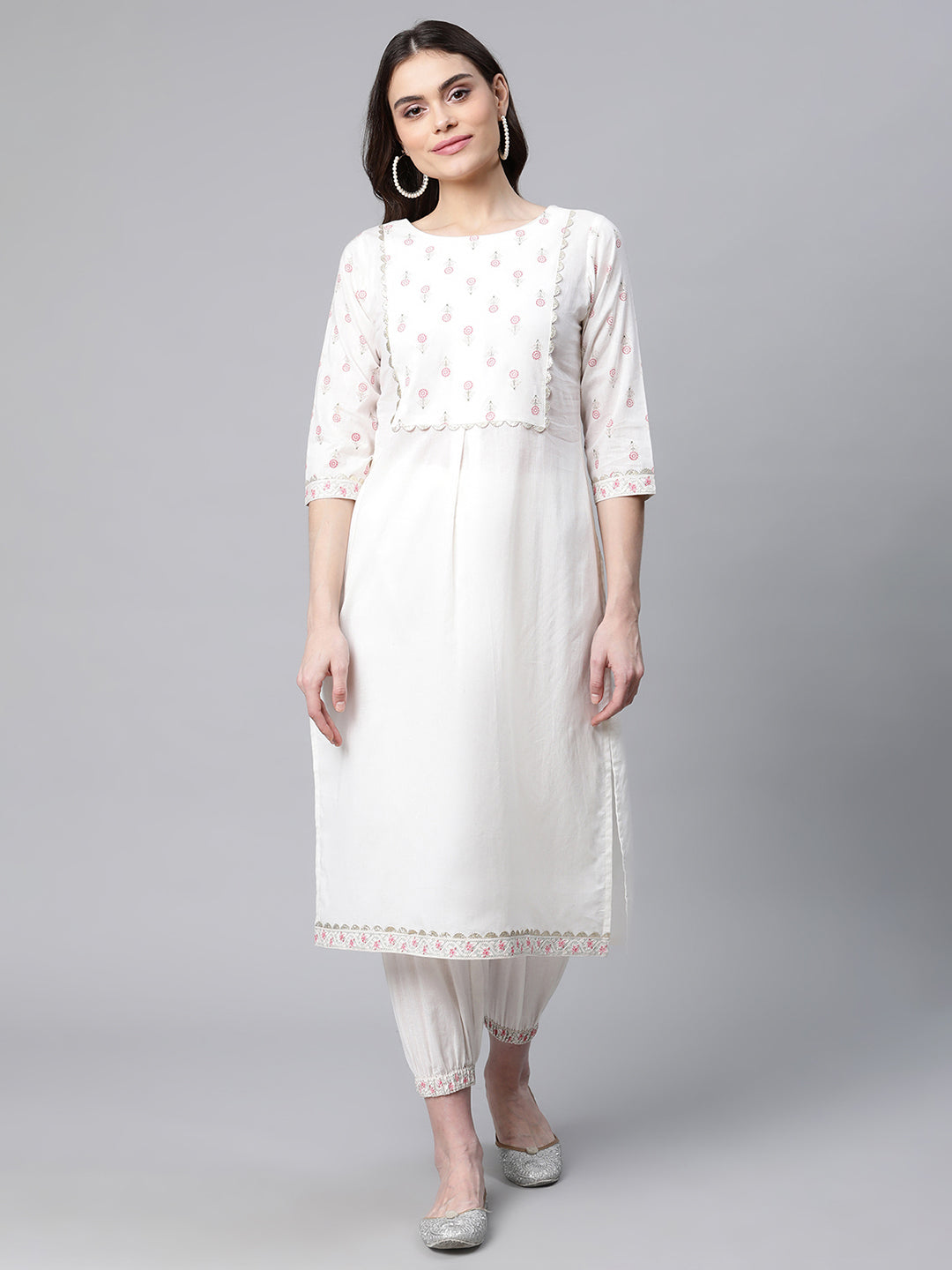 Women's Off White Pure Cotton Printed Floral Kurta With Trousers - Ahalyaa