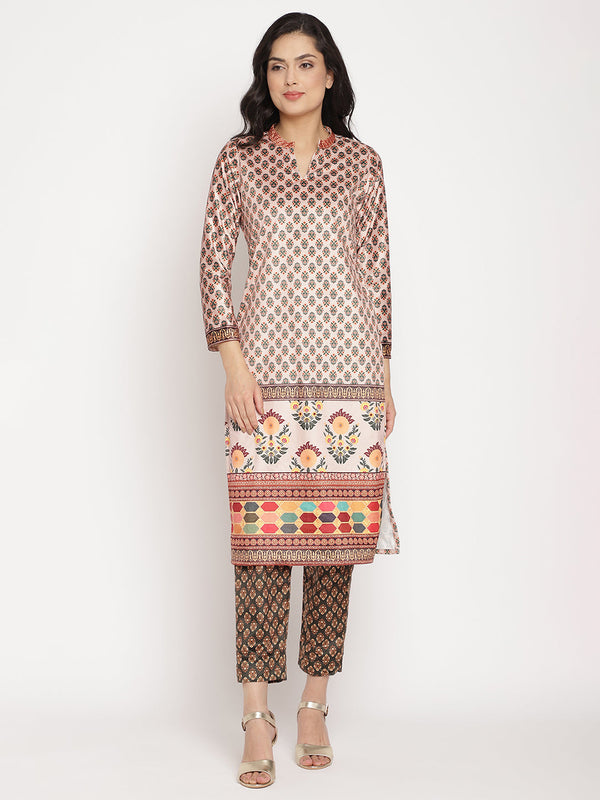 Women's Digital Print Velvet Kurta With Pant- Ahalyaa