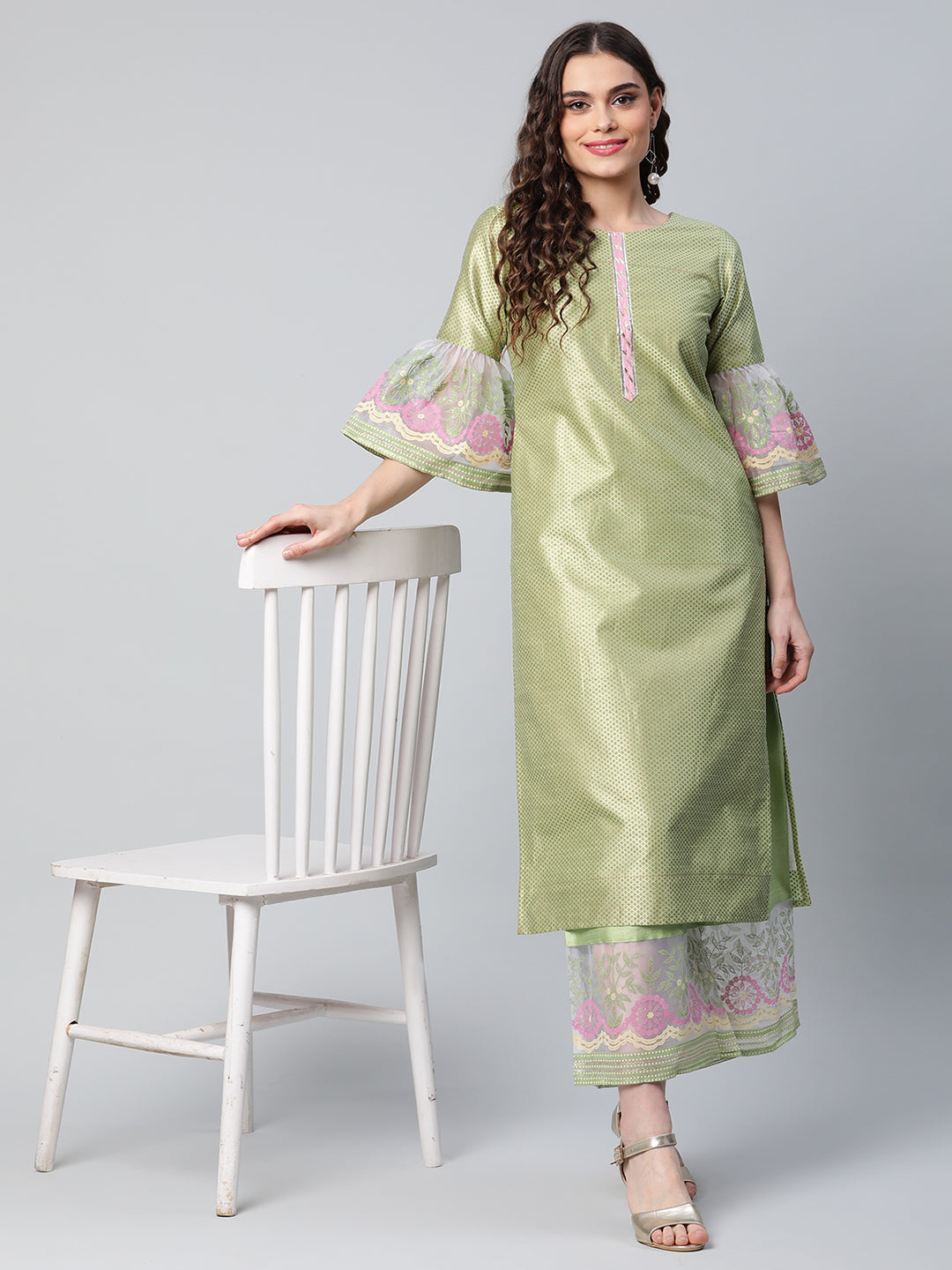 Women's Light Green Silk Kurta Palazzo Set By Ahalyaa (2Pcs Set)