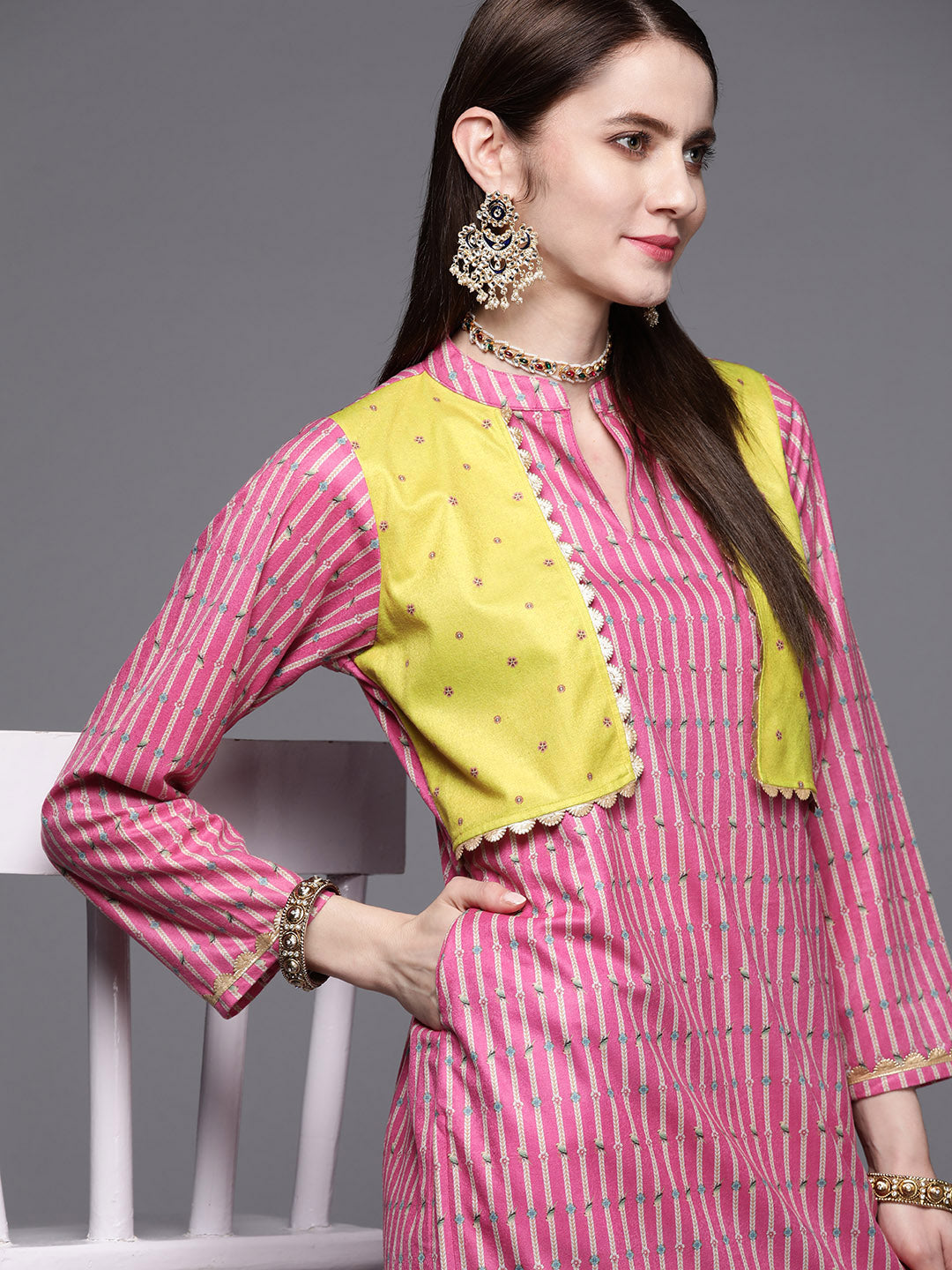 Women's Rani Velvet Kurta Sharara Set - Ahalyaa