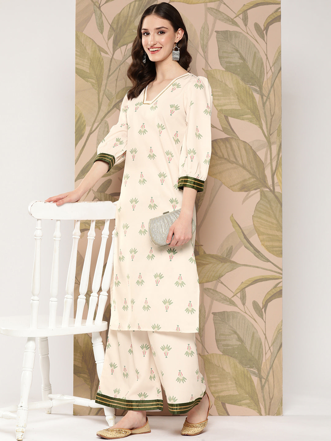 Women's Floral Printed Regular Gotta Patti Kurta With Palazzos - Ahalyaa