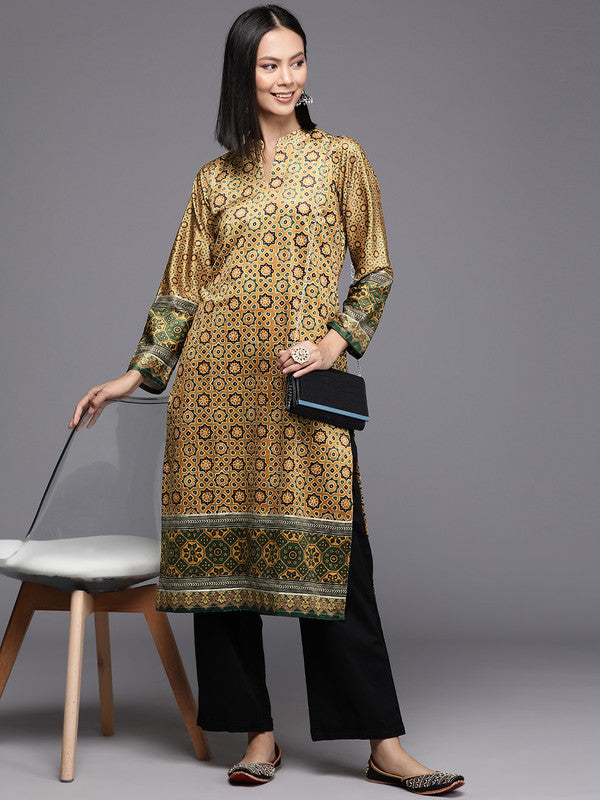 Women's Ethnic Motifs Printed Gotta Patti Velvet Kurta - Ahalyaa