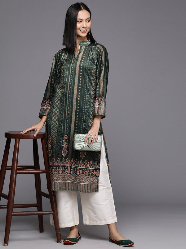 Women's Geometric Printed Gotta Patti Velvet Kurta - Ahalyaa