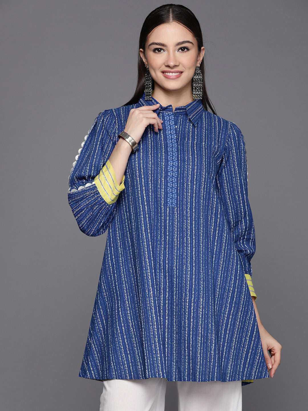 Women's Blue Cotton Printed Tunic - Ahalyaa