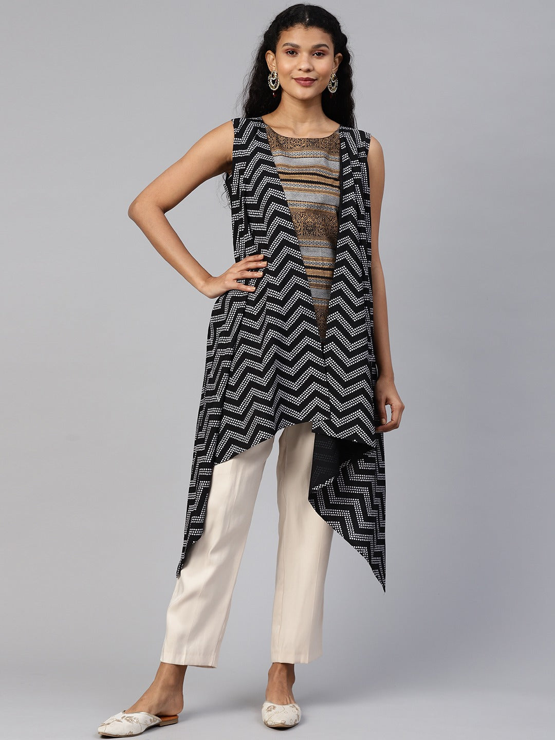 Women's Black Crepe Printed Tunic With Attached Shrug - Ahalyaa