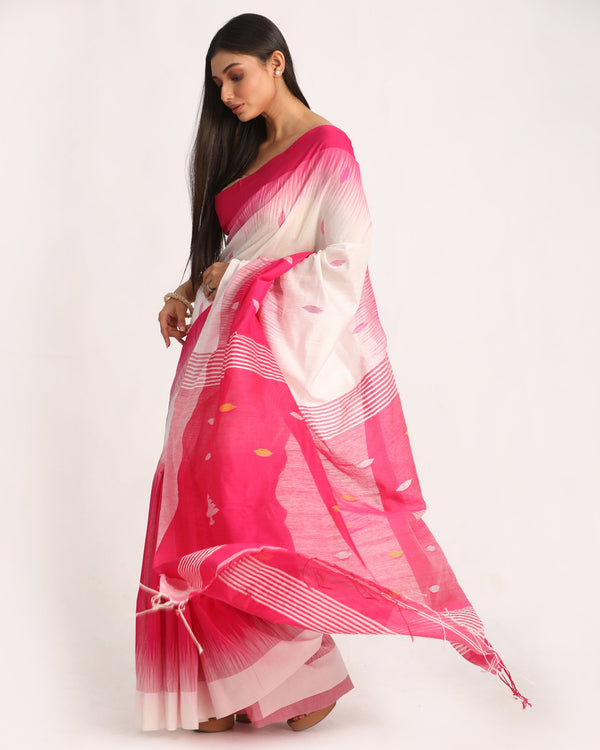 Women's Fuchsia White Cotton Blend Handloom Tie Dye Jamdani Saree - Angoshobha