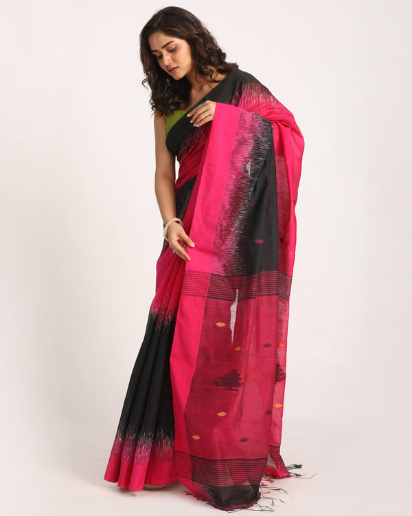 Women's Deep Pink Cotton Blend Handloom Tie Dye Jamdani Saree - Angoshobha