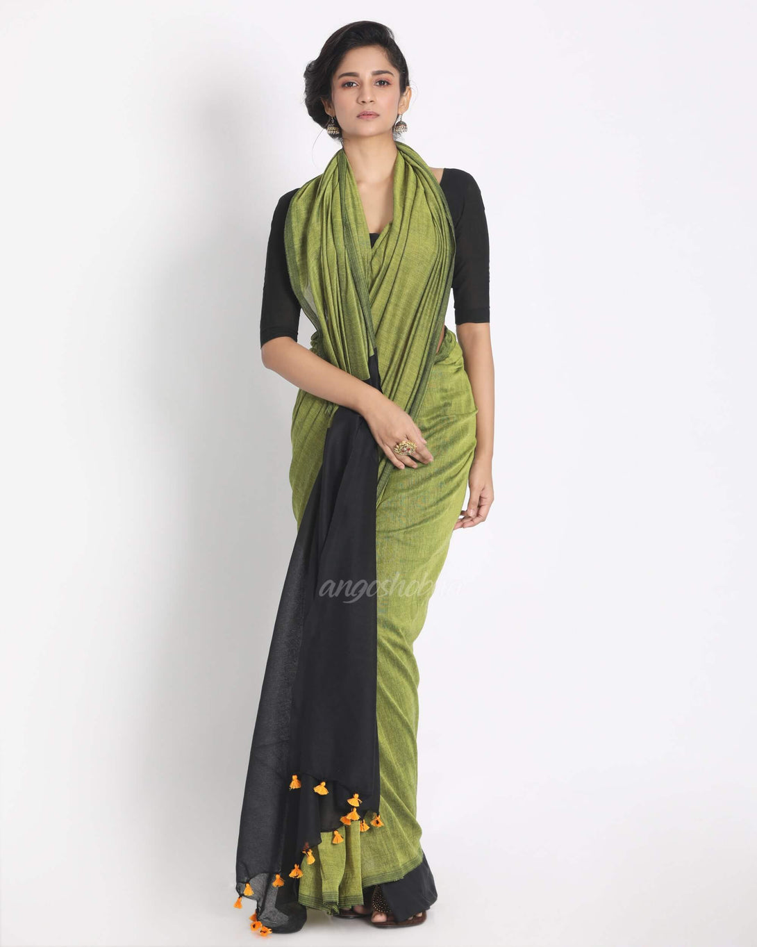 Women's Khadi Cotton Handloom Saree With Pompom Pallu - Angoshobha