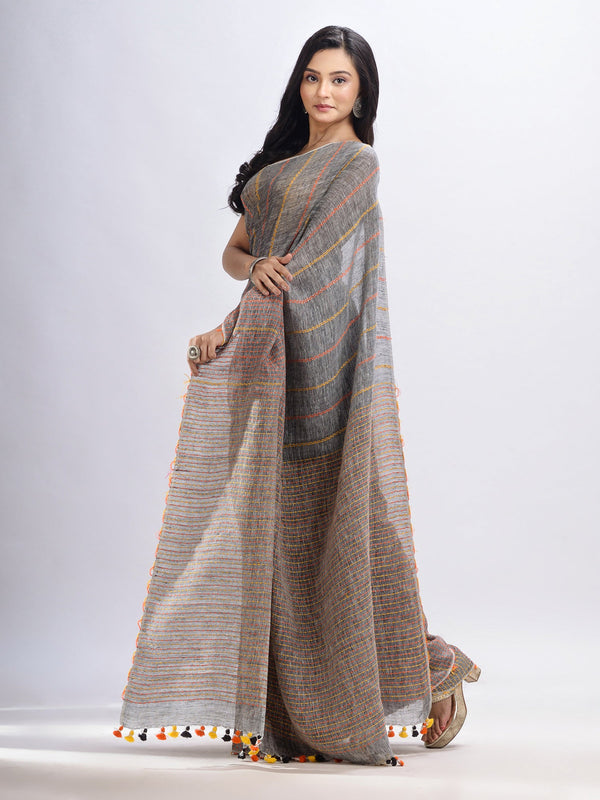 Women's Grey kantha stitch Handwoven Linen Saree - Angoshobha