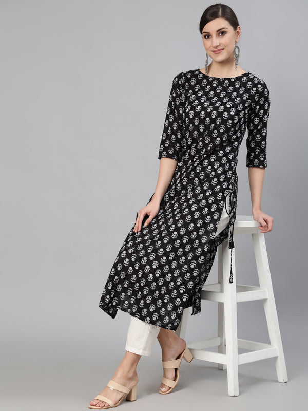 Women's Black Ethnic Motif Printed Straight Kurta With Three Quarter Sleeves - Nayo Clothing