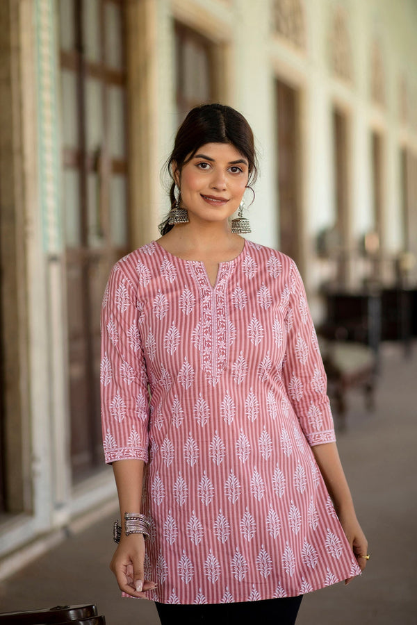 Women's Pink Straight Tunic With Three Quarter Sleeves - Taantav