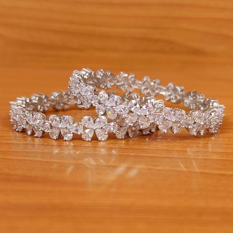 Women's Signity Cz Stones Pear Shaped Pointers Diamond Look Bangles - Sanvi Jewels