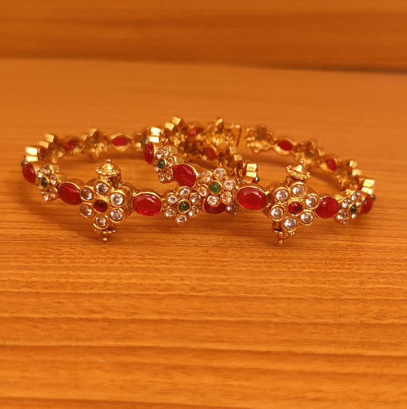 Women's Multicolour Gold Look Kempu Stone Fine Bangles - Sanvi Jewels