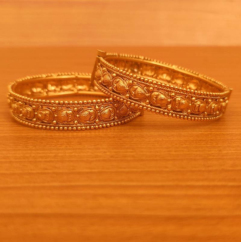 Women's Antique Real Gold Look Openable Bangles - Sanvi Jewels