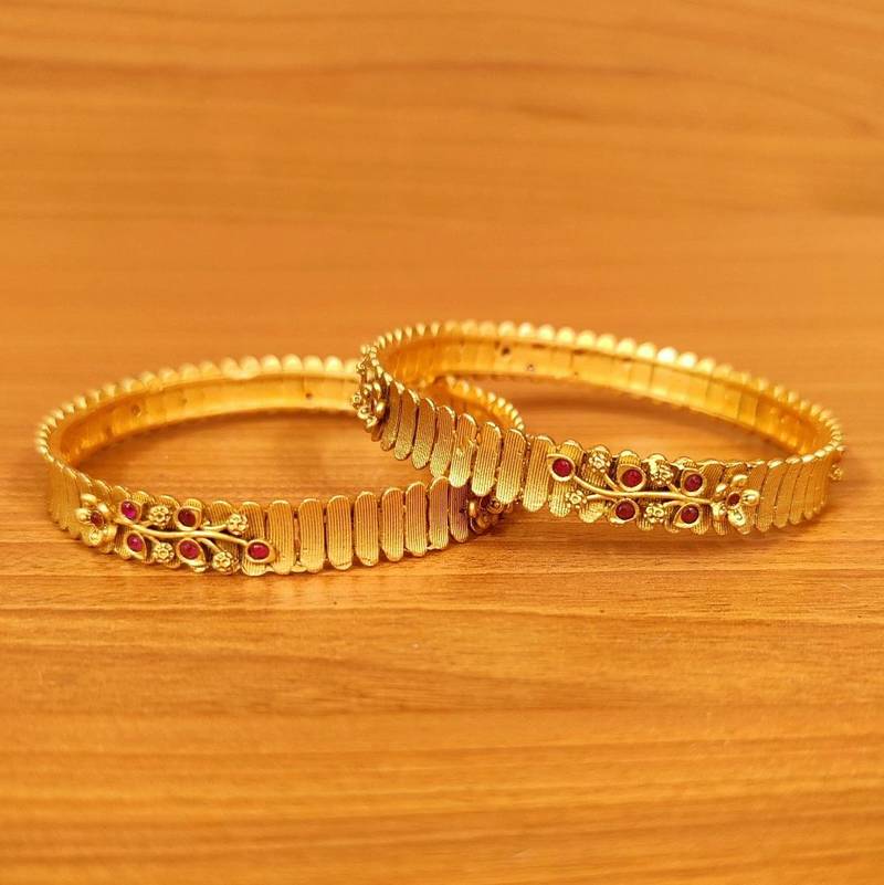 Women's Matt Gold Look Ruby Polki Bangles - Sanvi Jewels