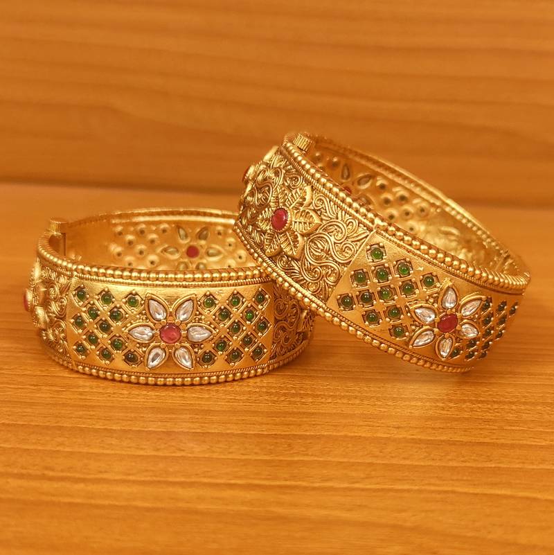 Women's Multicolour Kundan Look Handcarved Premium Bangles - Sanvi Jewels