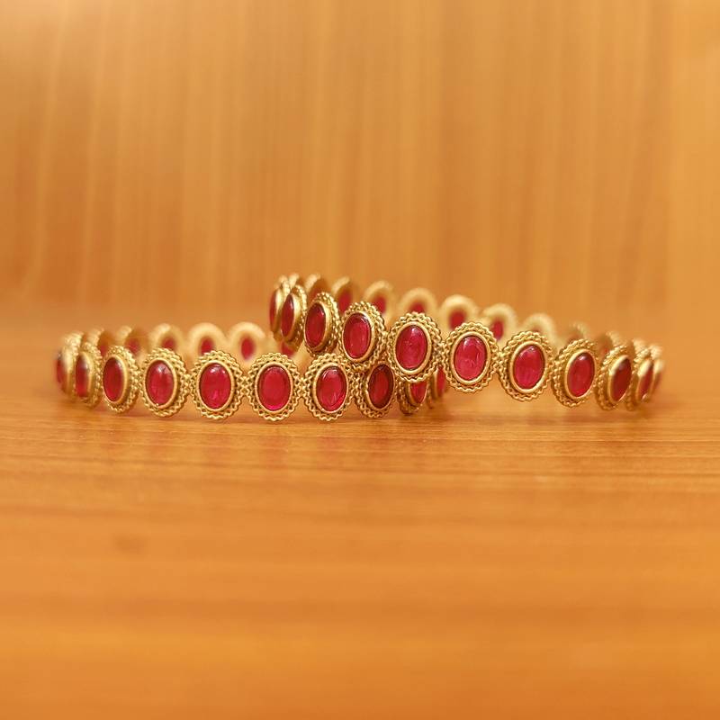 Women's Ruby Colour Kempu Stone Matt Gold Look Bangles - Sanvi Jewels