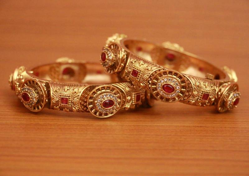 Women's Antique Rose Gold Matt Finish Openable Polki Bangles - Sanvi Jewels