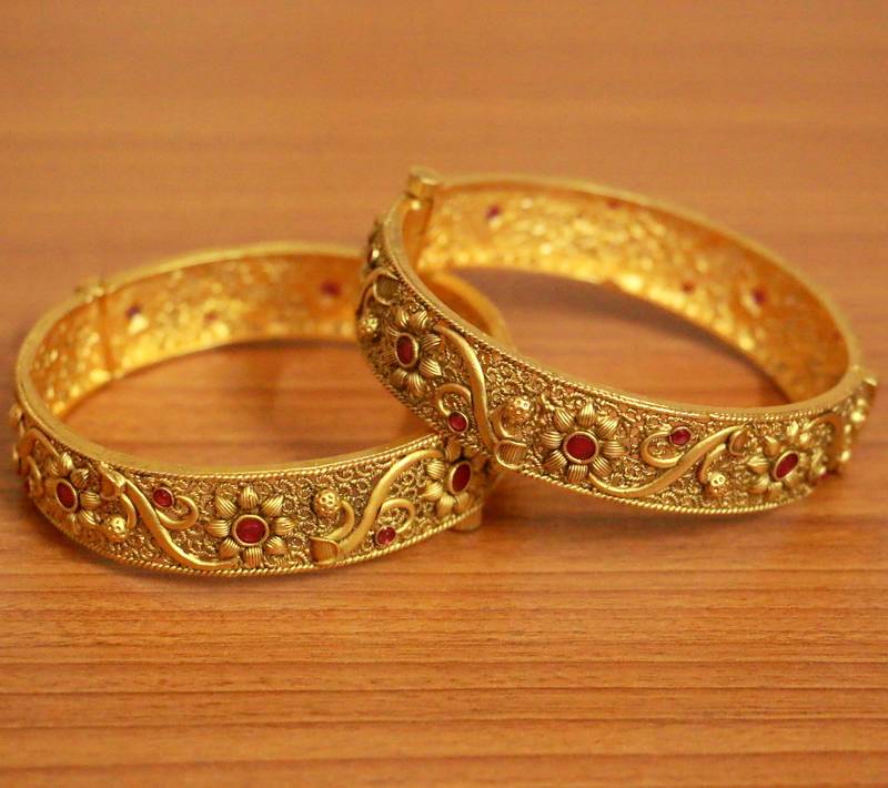 Women's Gold Ruby Bangles-And-Bracelets - Sanvi Jewels