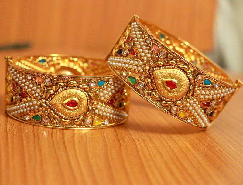 Women's Multicolor Bangles-And-Bracelets - Sanvi Jewels