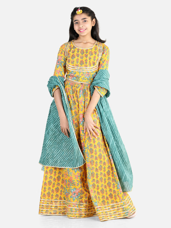 Girl's Cotton Yellow Lehenga Sets - Bownbee