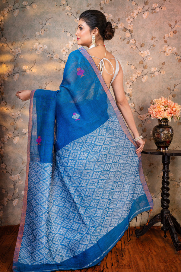 Women's Blue Pure Handloom Linen Saree With Multicolor Birds Woven Motifs - Boveee