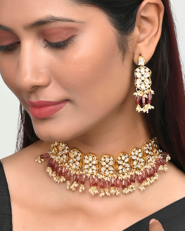 Women's Teardrop Cut Faux Kundan Gold Toned Antique Jewellery Set - Voylla