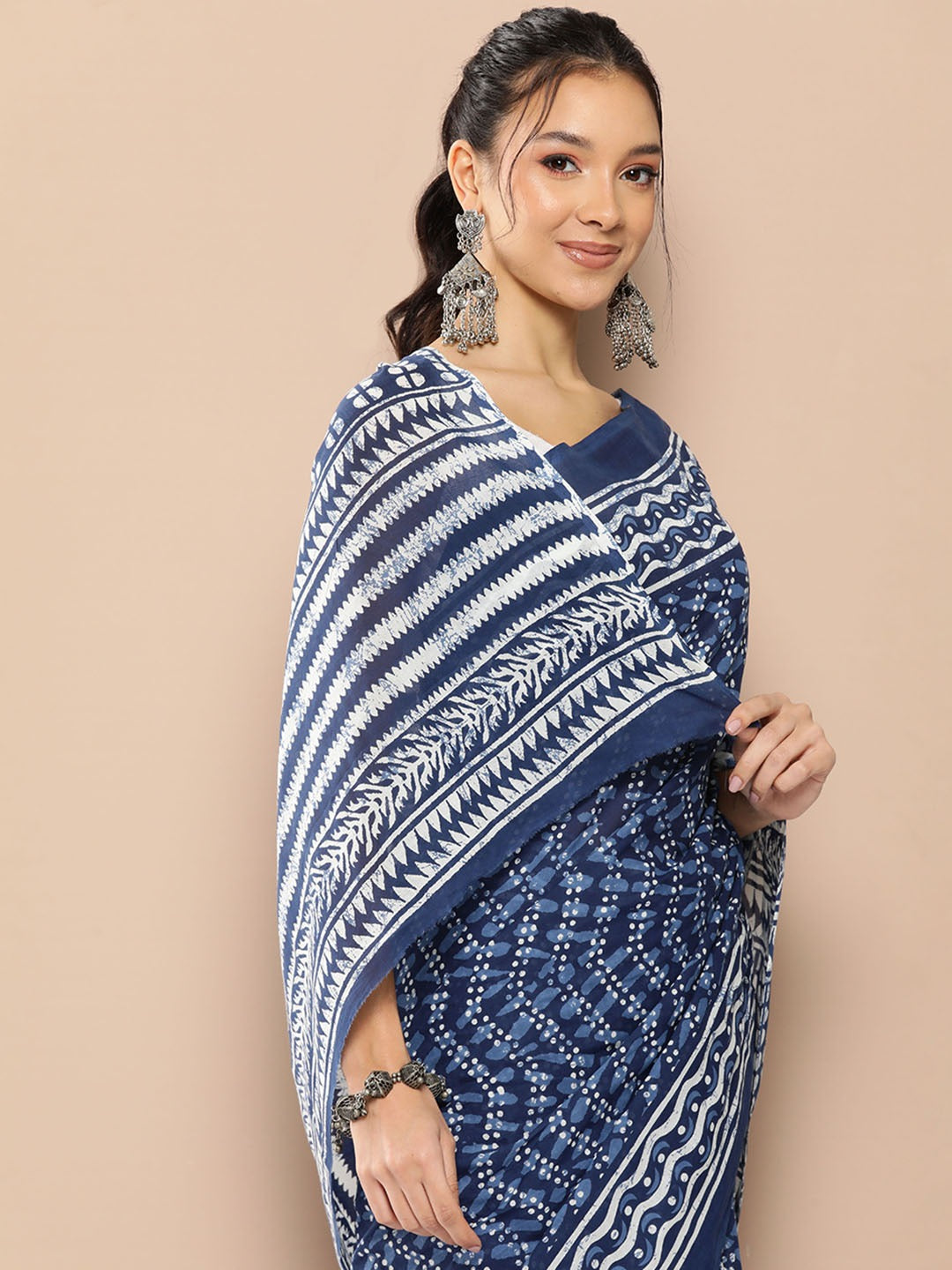 Blue Chevron Mulmul Cotton Sarees With Unstitched Blouse-Indiakreations-JS1967SARBL