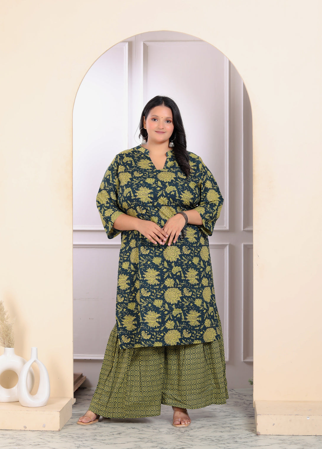 Women's Plus Size Green Cotton Floral Printed Kurta With Sharara - Miravan