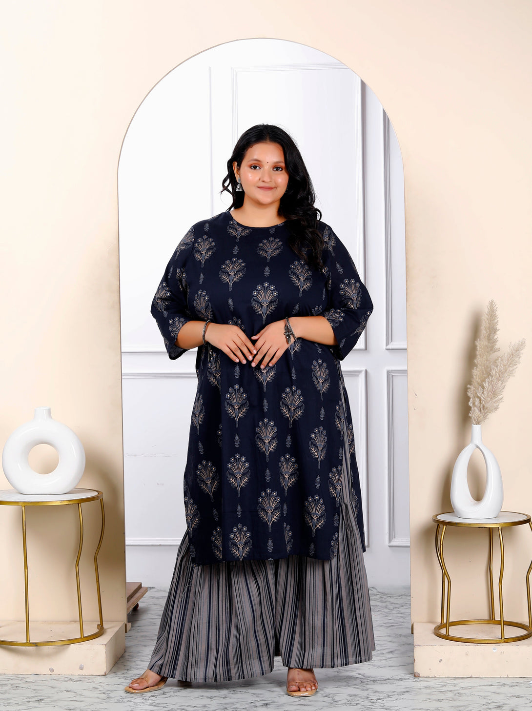 Women's Plus Size Blue And Grey Printed Pure Cotton Kurta With Sharara - Miravan