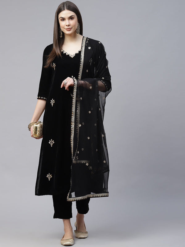 Jashvi Black Velvet hand work Kurta pant With Net Dupatta set