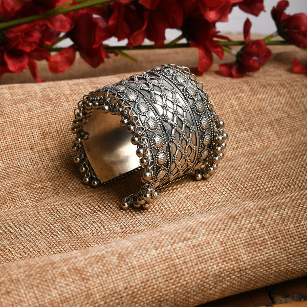 Women's Oxidised Silver-Plated Ghungroo Handcraft Bracelet - Kamal Johar