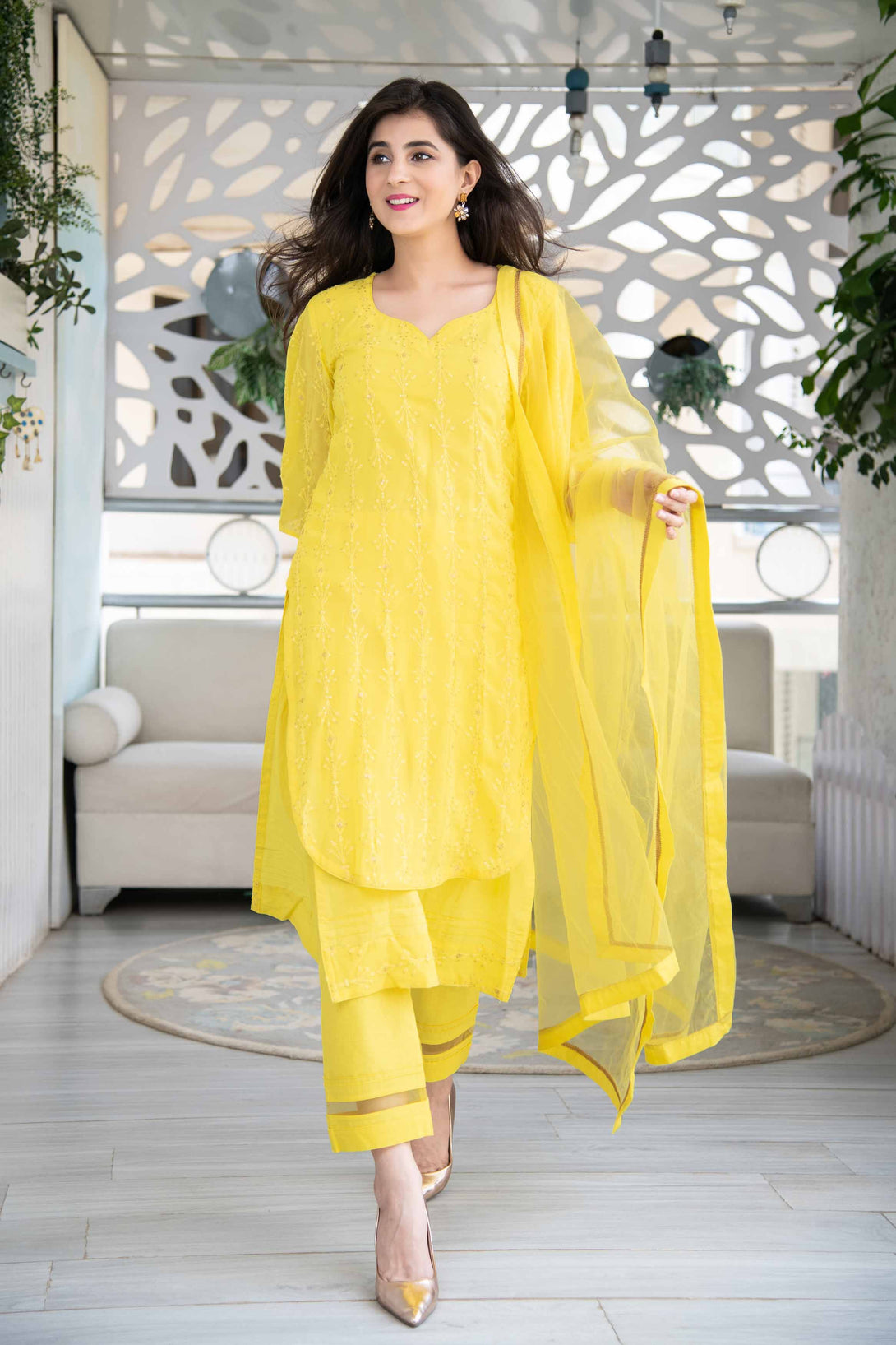 Women's Bright Yellow Thread Work Kurta Set - Label Shaurya Sanadhya