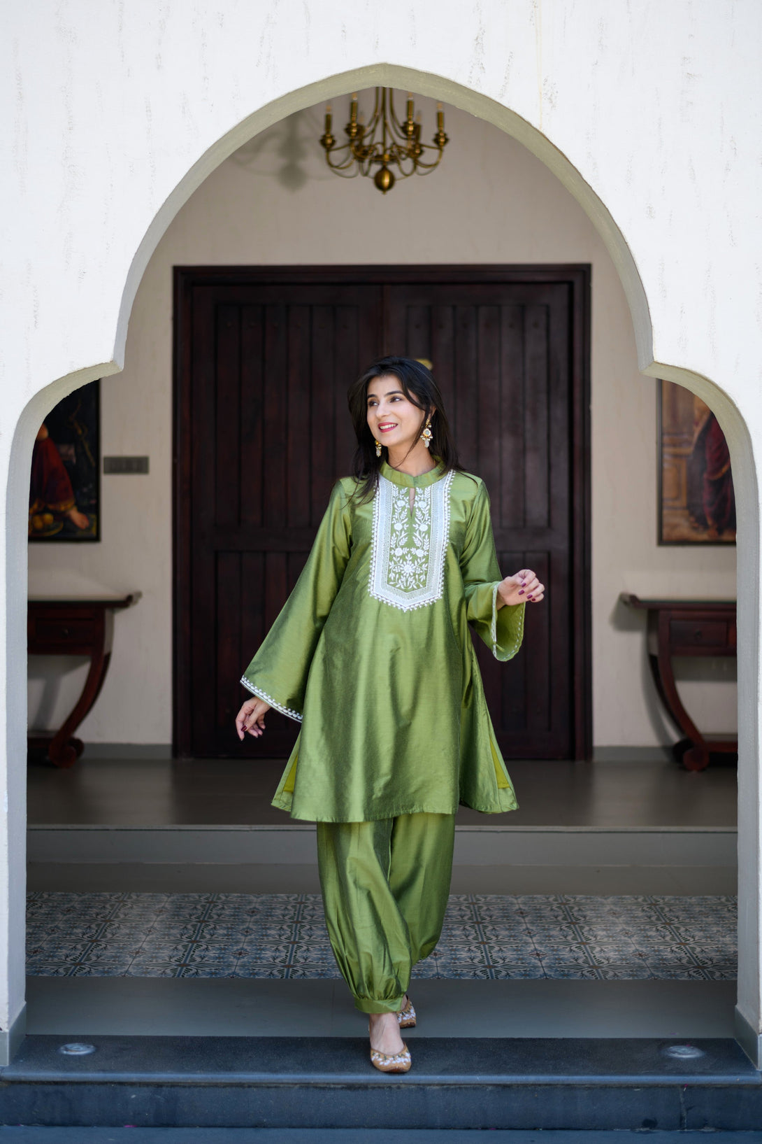 Women's Mehandi Green Kurta Embroidery Co-Ord Set - Label Shaurya Sanadhya