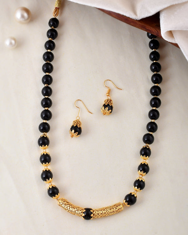 Women's Shine Round Beads Ethnic Gold Line Necklace With Earring Set | Gemstone Jewellery Set - Avisha