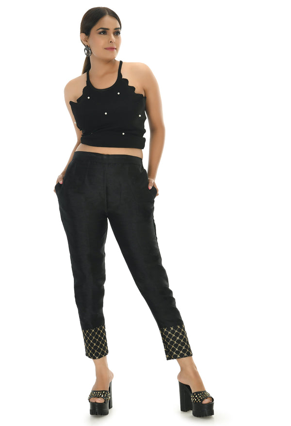 Women's Black Color Pants - Moeza