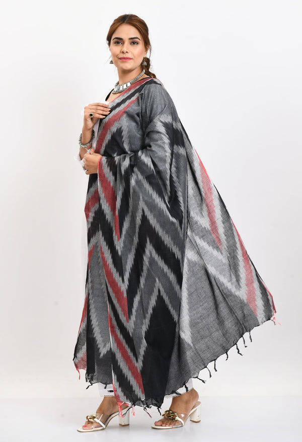 Women's Handloom Cotton Ikkat Maroon/Black Dupatta - Moeza