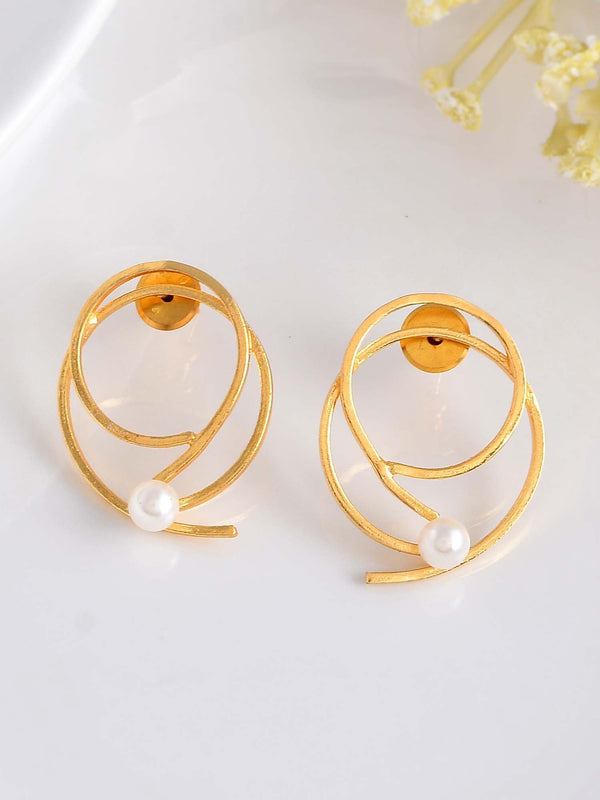 Women's Sophisticated Pearl Earrings - Zurii Jewels