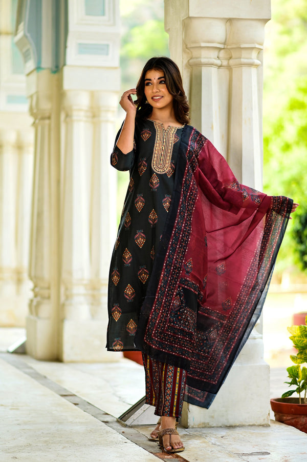 Women's Black Handblock Dupatta Set - Yufta