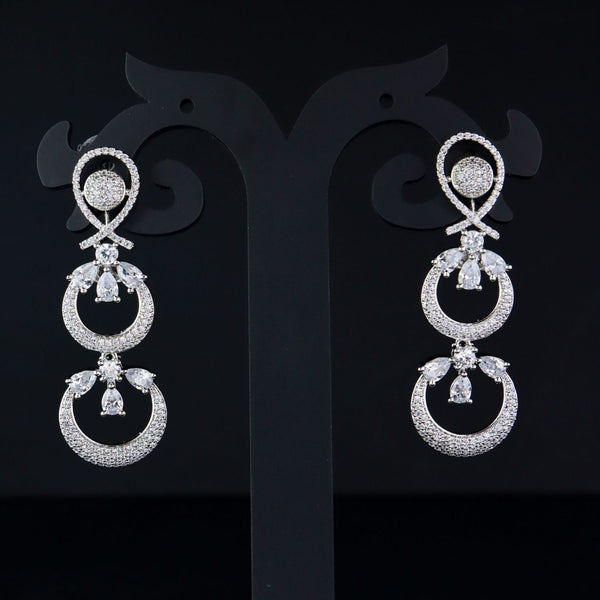 Women's Silver Plated Glittering Crystal Ad Stone Studs Earrings (E3071Zg) - I Jewels