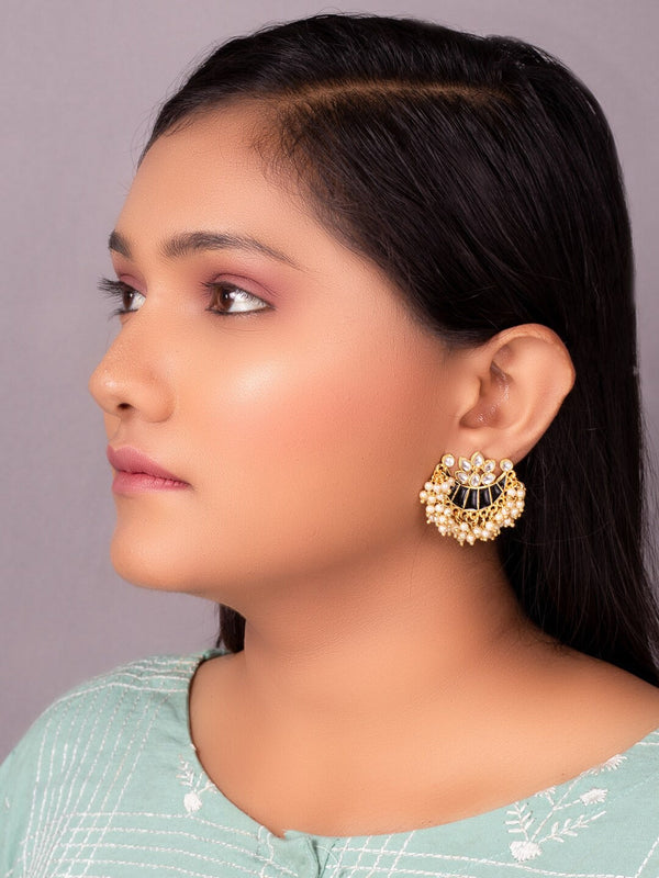 Women's Black & Gold-Toned Contemporary Studs Earrings - Morkanth