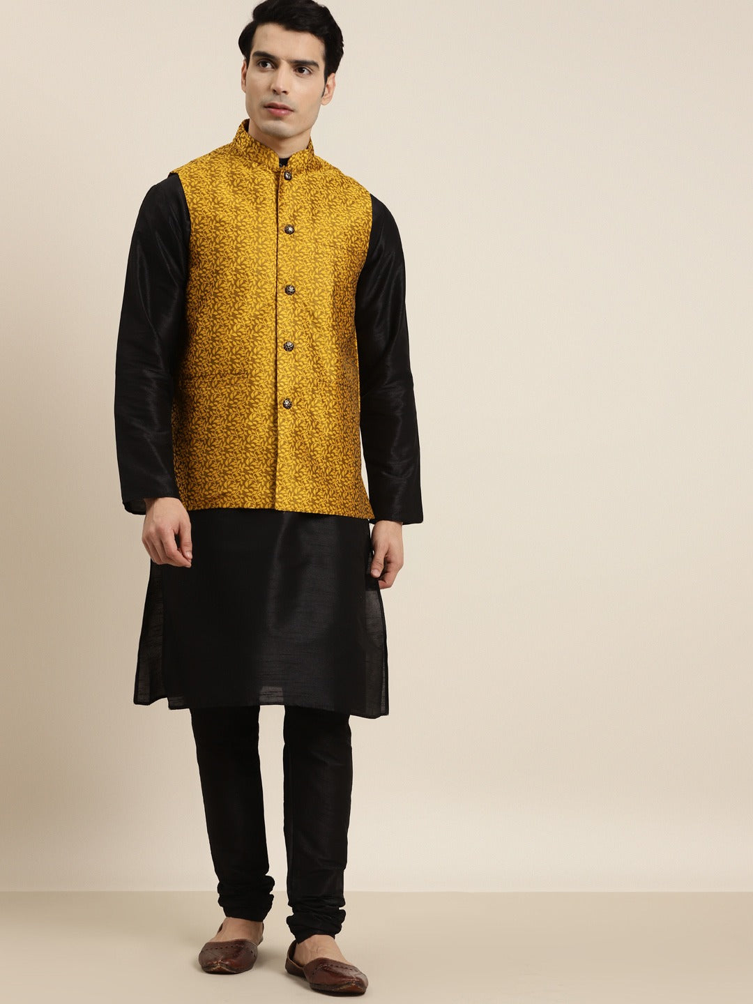 Men's Silk Blend Black Kurta Pyjama & Silk Blend Mustard Self Design Nehrujacket - Sojanya