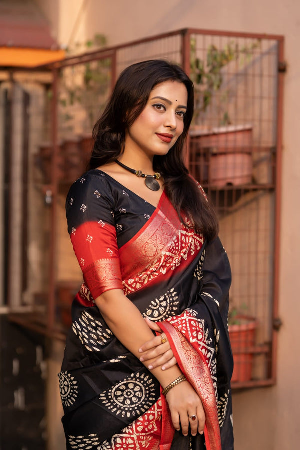 Women's Black & Red Cotton Crepe Printed Saree - A2M