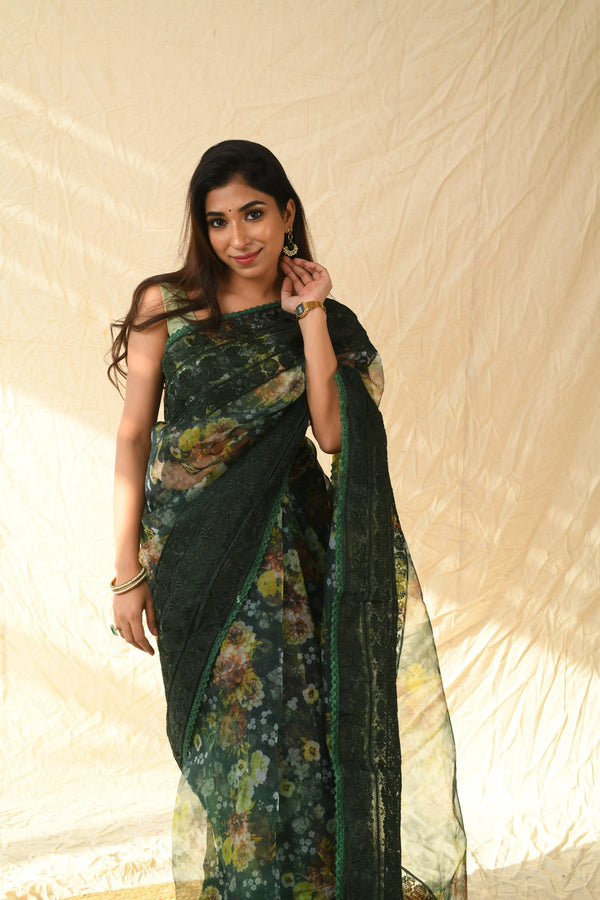 Women's  Dark Green Digital Printed Saree - VAMSEE