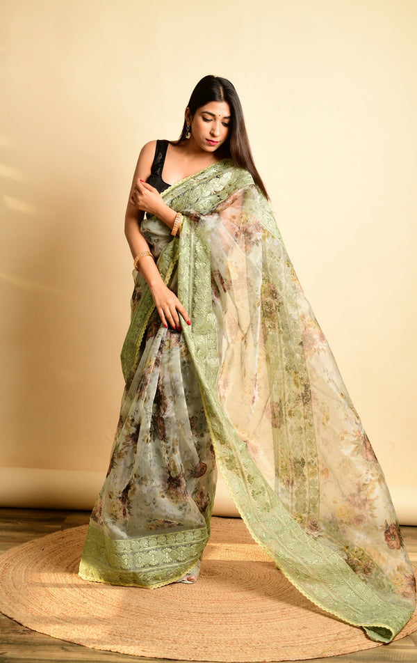 Women's  Light Green Digital Printed Saree - VAMSEE