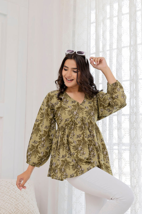 Women's Green Printed V-Neck Peplum Tunic - Taantav