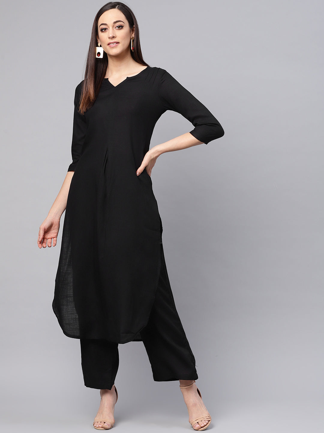 Women's Black Straight Kurta With Pants And Printed Dupatta - Idalia